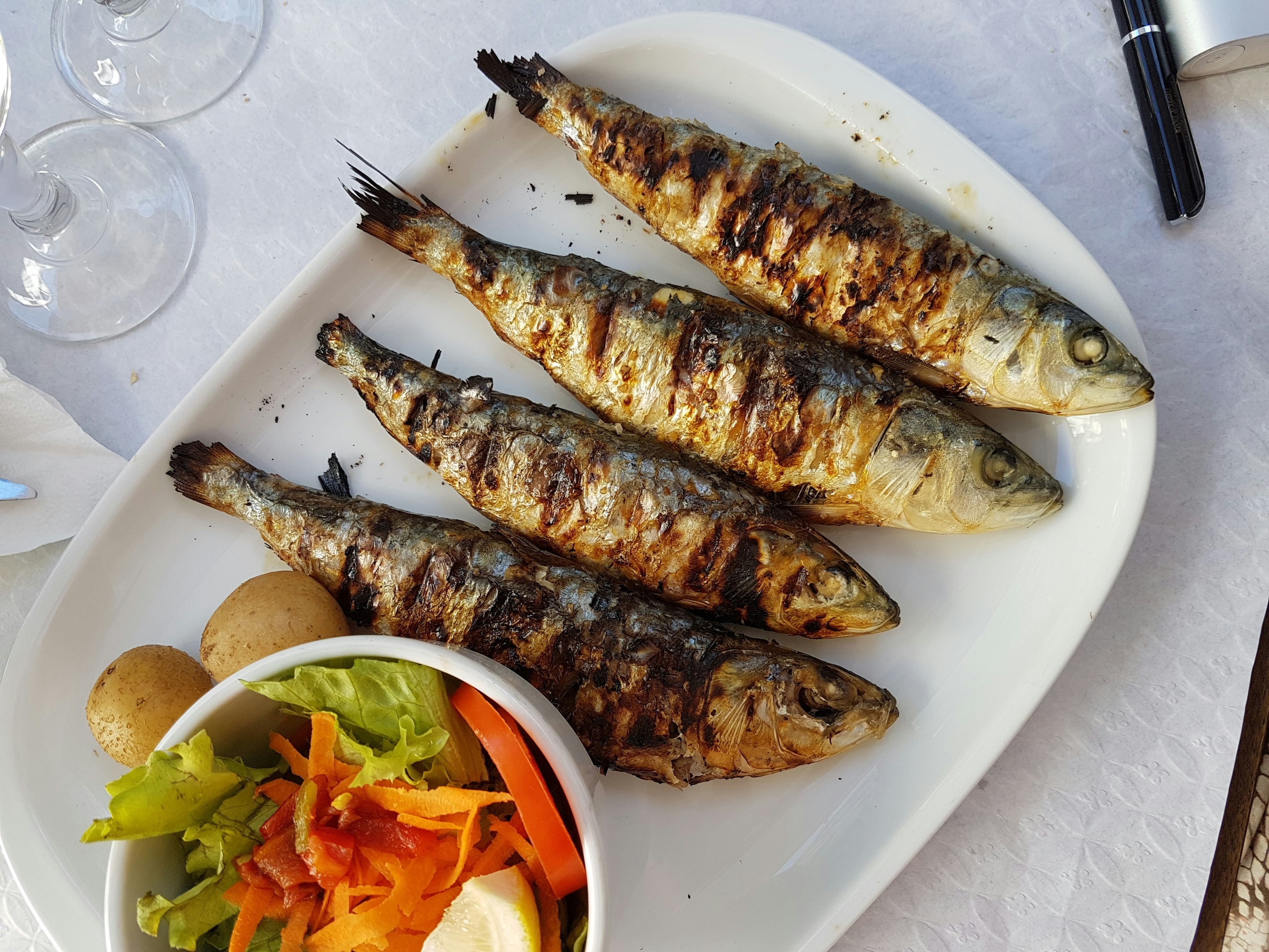 Gegrilde zeebaars met venkel